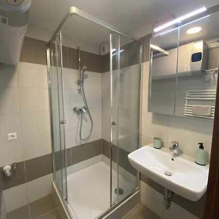 The 9th Floor Σίοφοκ