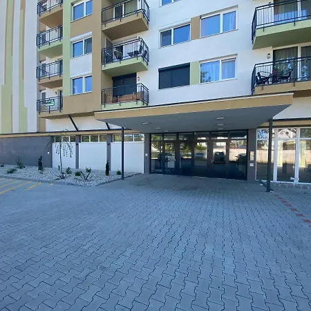 The 9th Floor Σίοφοκ