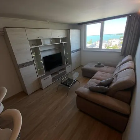 Apartment The 9th Floor