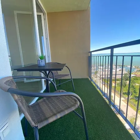 Apartment The 9th Floor